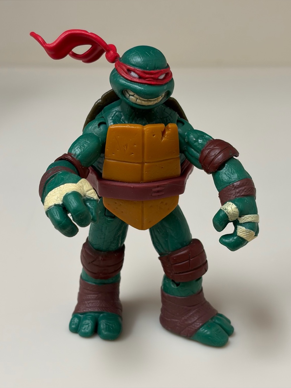 Teenage Mutant Ninja Turtles Raphael Toy Action Figure 2012 Viacom Movable 4.5”